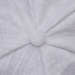 Casquette blanche en lin style gavroche