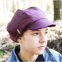 casquette-simili-cuir-prune2-arlekin-creation